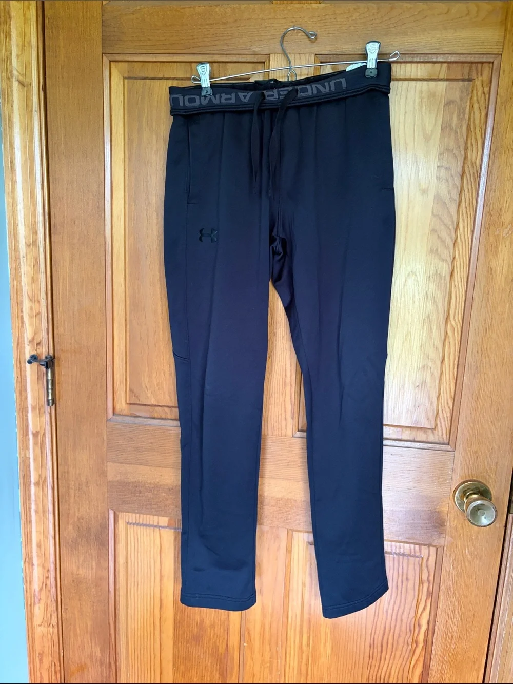 Under Armour Men’s Black Athletic Joggers with Elastic Waist